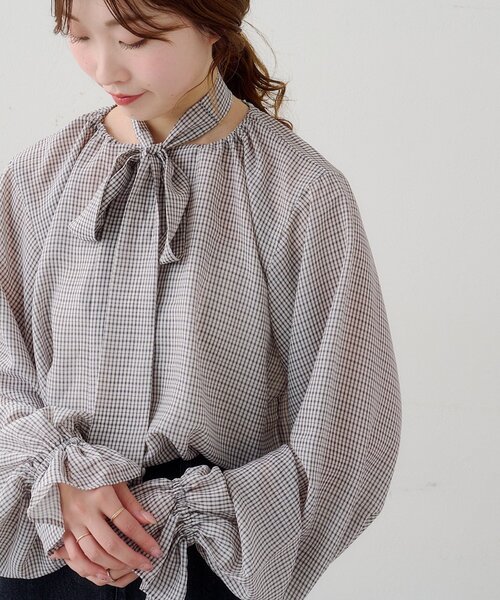 Kastane(カスタネ)の「【一部店舗限定/2WAY】B シアーチェックボウタイブラウス(シャツ/ブラウス・レディース・ブラック/アイボリー/ブルー・FREE)」の8枚目の写真