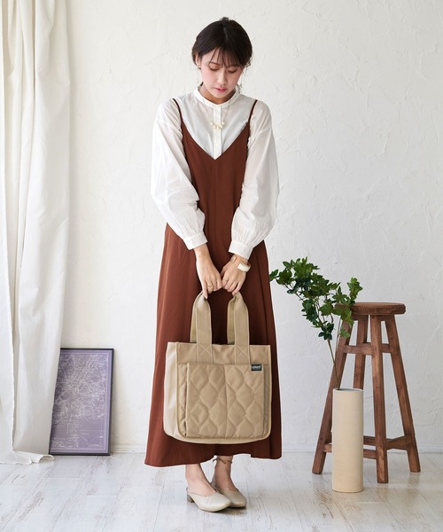 LIZDAYS(リズデイズ)の「【撥水/高密度ナイロン】タテ型仕切りトートバッグ(トートバッグ・レディース・カーキ/ブラック/ナチュラル/ライトグレー/ベージュ×ブラック/ダークグレー/ベージュ/グレー系1・FREE)」の19枚目の写真