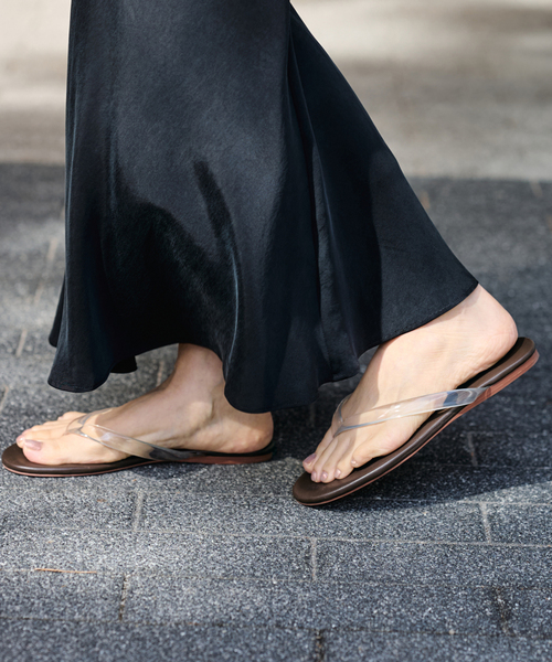 FRAMeWORK（フレームワーク）の「SENSO クリアトング フラット（サンダル・レディース・イエロー/ブラウン・38/37/36/35）」の7枚目の写真