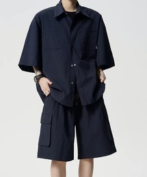 CELENA BEATS（セレナビーツ）の「オーバーサイズ シアサッカータッチ 半袖シャツ × カーゴ ショート パンツ セットアップ（セットアップ）」