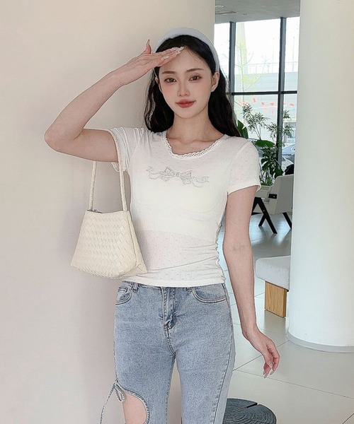 Jasmine Grandiflorum(ジャスミングランディフローラム)の「【Jasmine】カップ付き!レーススリムフィットTシャツ(Tシャツ/カットソー・レディース・ブラック/ホワイト・FREE)」の6枚目の写真