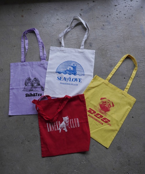 AKISHIKA design(アキシカデザイン)の「Tote Bag KONEKO CLUB(トートバッグ・メンズ・Red・ONE SIZE)」の8枚目の写真