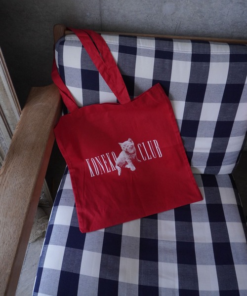AKISHIKA design(アキシカデザイン)の「Tote Bag KONEKO CLUB(トートバッグ・メンズ・Red・ONE SIZE)」の7枚目の写真