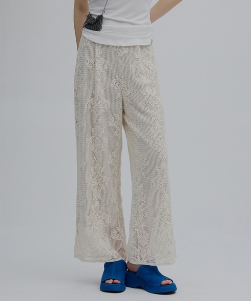 Ameri（アメリ）の「MESH DAMASK EMBROIDERY PANTS（スラックス・レディース・アイボリー/ブルー/ブラック・SMALL/MEDIUM）」の4枚目の写真