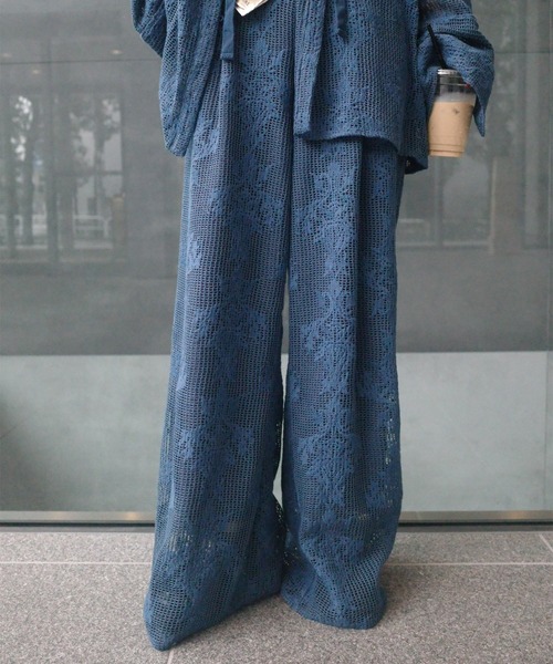 Ameri（アメリ）の「MESH DAMASK EMBROIDERY PANTS（スラックス・レディース・アイボリー/ブルー/ブラック・SMALL/MEDIUM）」の9枚目の写真