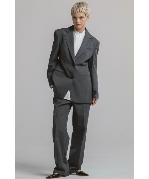 CINOH(チノ)の「BLACK FORMAL GRAY TAILOREDT JACKET(テーラードジャケット・レディース・グレー・38)」の2枚目の写真