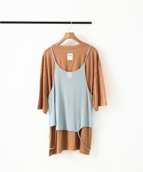 RhodolirioN（ロドリリオン）の「[RhodolirioN/ロドリリオン]Camisole Top & Loose-fitting Tee - Unit Tops/キャミソールトップ アンド ルーズフィッティングティー-ユニットトップス（Tシャツ/カットソー・レディース・ベージュ/レッド/ダークネイビー・FREE）」の5枚目の写真