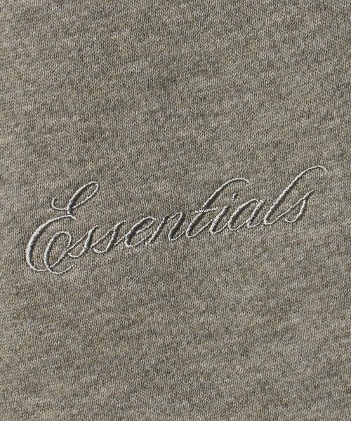 FOG ESSENTIALS(エフオージーエッセンシャルズ)の「<FEAR OF GOD ESSENTIALS>CLASSIC ショーツ(スウェットパンツ・メンズ・ダークグレー/ライトグレー・M/XS/S/L)」の8枚目の写真
