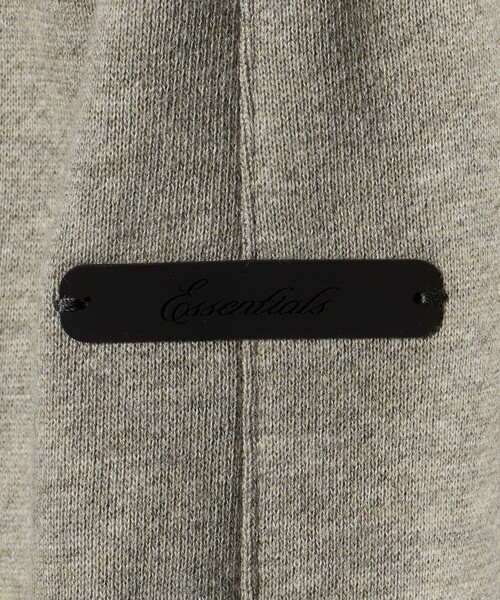 FOG ESSENTIALS(エフオージーエッセンシャルズ)の「<FEAR OF GOD ESSENTIALS>CLASSIC ショーツ(スウェットパンツ・メンズ・ダークグレー/ライトグレー・M/XS/S/L)」の9枚目の写真