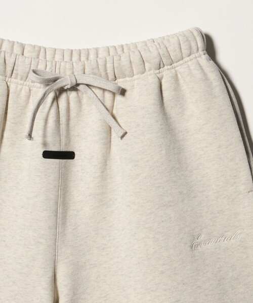 FOG ESSENTIALS(エフオージーエッセンシャルズ)の「<FEAR OF GOD ESSENTIALS>CLASSIC ショーツ(スウェットパンツ・メンズ・ダークグレー/ライトグレー・M/XS/S/L)」の11枚目の写真