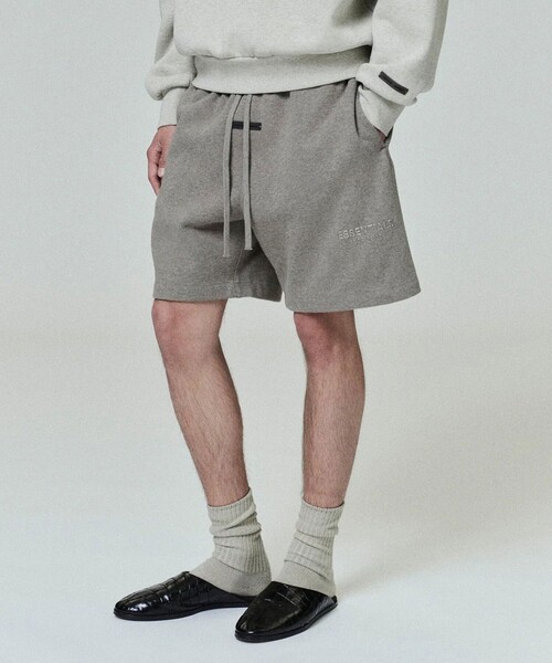 FOG ESSENTIALS(エフオージーエッセンシャルズ)の「<FEAR OF GOD ESSENTIALS>CLASSIC ショーツ(スウェットパンツ・メンズ・ダークグレー/ライトグレー・M/XS/S/L)」の16枚目の写真