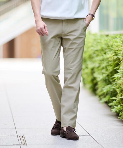 TAKEO KIKUCHI（タケオキクチ）の「【接触冷感/吸汗速乾】サイドゴアウエスト ストレートパンツ（スラックス・メンズ・ネイビー/サンドベージュ/ライトベージュ/ブラック/チャコールグレー・02/01/04/03）」の22枚目の写真