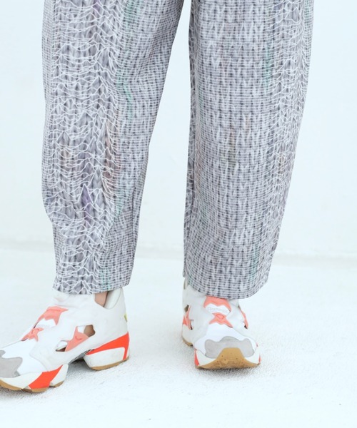 BEDSIDEDRAMA(ベットサイドドラマ)の「BEDSIDEDRAMA/ベッドサイドドラマ/Daydream Photo Wide Pants(その他パンツ・レディース・ブラック/グレー・2/1)」の15枚目の写真