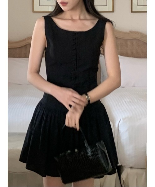 FAVORITO(ファヴォリート)の「フリルベスト・ドレス(ワンピース・レディース・オフホワイト/ブラック・M/S)」の17枚目の写真