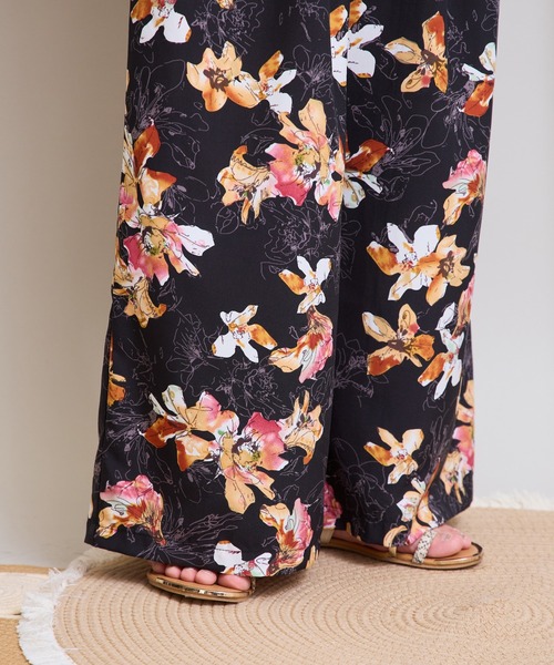 LHELBIE(レルビエ)の「フラワープリントパンツ(その他パンツ・レディース・ブラック/ブルー/オフホワイト・M)」の12枚目の写真