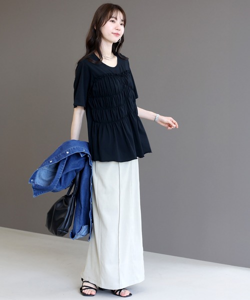 Aletta vita(アレッタビータ)の「接触冷感綿天竺フロントギャザーカットソー(Tシャツ/カットソー・レディース・ブラック/アイボリー・M)」の18枚目の写真