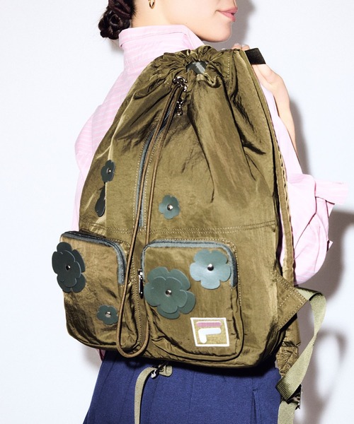 Casselini(キャセリーニ)の「Casselini(キャセリーニ)FILAフラワーバックパック(バックパック/リュック・レディース・ブラック/カーキ/ブルー・FREE)」の1枚目の写真