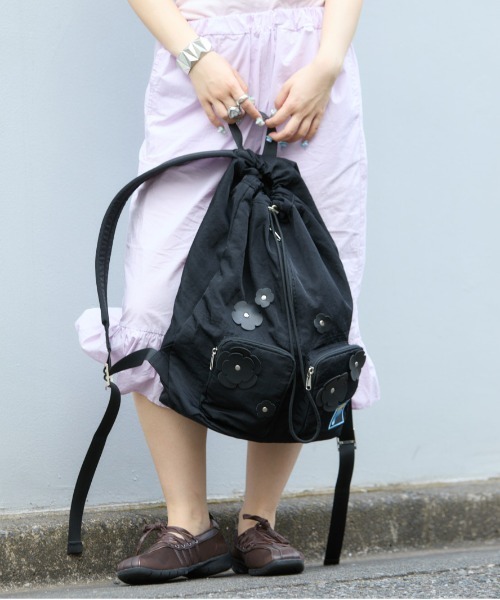 Casselini(キャセリーニ)の「Casselini(キャセリーニ)FILAフラワーバックパック(バックパック/リュック・レディース・ブラック/カーキ/ブルー・FREE)」の5枚目の写真