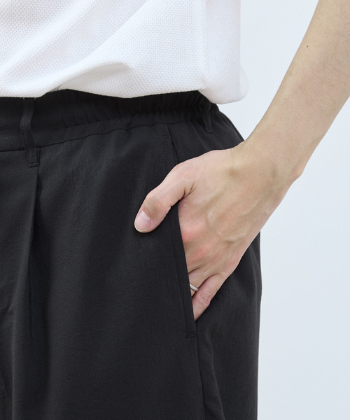 MEN'S MELROSE(メンズメルローズ)の「CIWAFLEXワイドトラウザーズ(スラックス・メンズ・ブラック/グレー・3/4/2)」の18枚目の写真