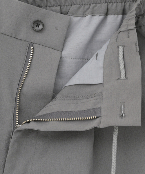 MEN'S MELROSE(メンズメルローズ)の「CIWAFLEXワイドトラウザーズ(スラックス・メンズ・ブラック/グレー・3/4/2)」の21枚目の写真