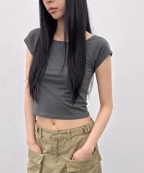 BLACKUP（ブラックアップ）の「[MADE] ベーン2WAYキャップスリーブ半袖Tシャツ（Tシャツ/カットソー・レディース・ブラック/ブルー/チャコール・MEDIUM/SMALL）」の3枚目の写真