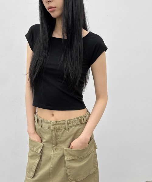 BLACKUP（ブラックアップ）の「[MADE] ベーン2WAYキャップスリーブ半袖Tシャツ（Tシャツ/カットソー・レディース・ブラック/ブルー/チャコール・MEDIUM/SMALL）」の2枚目の写真