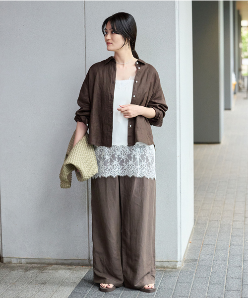 IENA（イエナ）の「《追加》リネンワイドショートシャツ（シャツ/ブラウス・レディース・サックスブルー/ブラウン/ホワイト・FREE）」の7枚目の写真