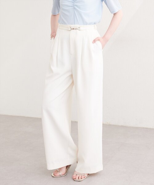 natural couture(ナチュラルクチュール)の「【sherbet line】接触冷感ベルト付きタック入りパンツ(その他パンツ・レディース・ブラック/サックスブルー/オフホワイト・FREE)」の2枚目の写真