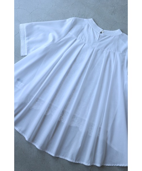 cawaii(カワイイ)の「華やぎレースのフレアラインプルオーバートップス(Tシャツ/カットソー・レディース・ブラック/ホワイト・FREE)」の12枚目の写真