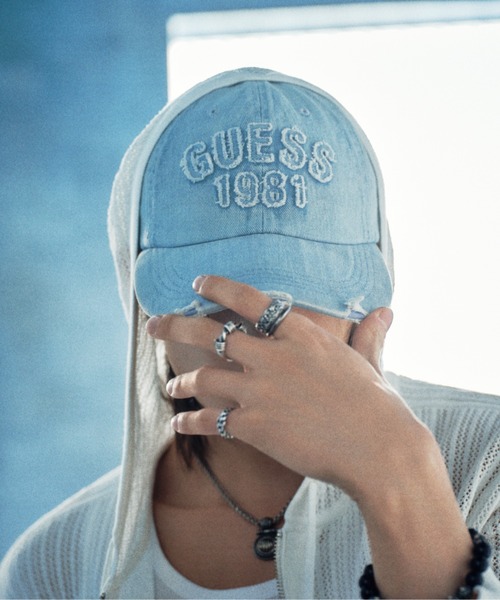 Guess(ゲス)の「【Stray Kids ヒョンジン着用】GUESS/ゲス WASHED CAP 2026年春夏(キャップ・メンズ・ライトブルー・ONE SIZE)」の2枚目の写真