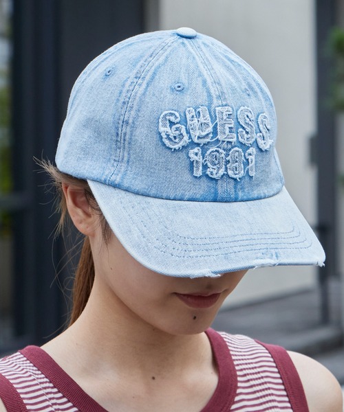 Guess(ゲス)の「【Stray Kids ヒョンジン着用】GUESS/ゲス WASHED CAP デニムキャップ ダメージ加工 2026年 夏 夏服(キャップ・メンズ・ライトブルー・ONE SIZE)」の14枚目の写真