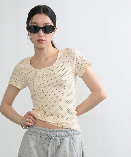 NUJOH(ヌゾ)の「Dot Slim Fit Tee / ドットスリムフィットT(Tシャツ/カットソー・レディース・クリーム/グレー/ブラック/アイボリー・FREE)」の21枚目の写真
