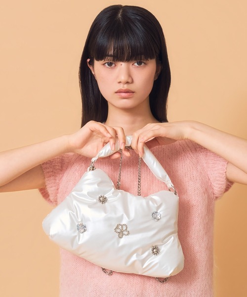 Casselini（キャセリーニ）の「Casselini(キャセリーニ) CLOUD BAG（ハンドバッグ・レディース・アイボリー/シルバー/ブラック・FREE）」の4枚目の写真