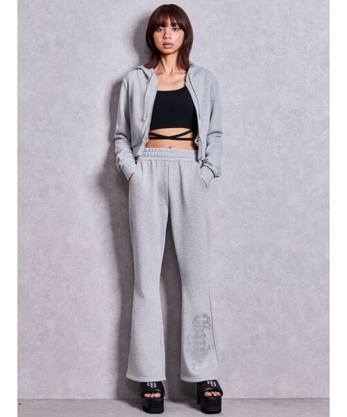 GYDA(ジェイダ)の「GYDA Shortラメパーカー【セットアップ着用可能】(パーカー・レディース・グレー/ブラック/オフホワイト・FREE)」の18枚目の写真