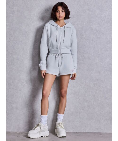 GYDA(ジェイダ)の「GYDA Shortラメパーカー【セットアップ着用可能】(パーカー・レディース・グレー/ブラック/オフホワイト・FREE)」の9枚目の写真