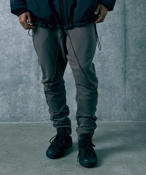 VIRGOwearworks(ヴァルゴウェアワークス)の「EXOFORM SWT PANTS(スウェットパンツ・メンズ・ブラック/ブラウン/ネイビー・2/3/4)」の2枚目の写真