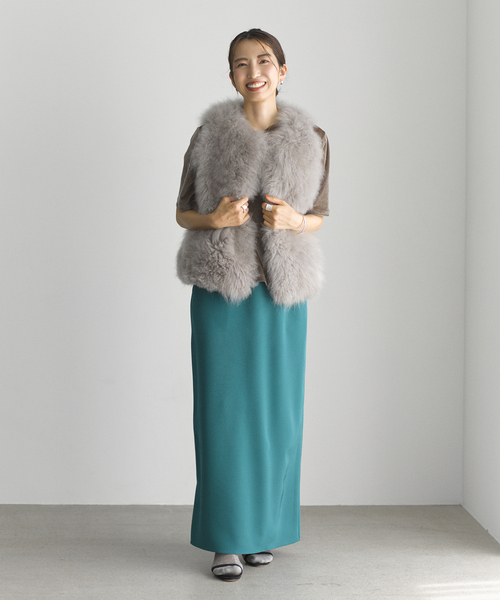 VERMEIL par iena(ヴェルメイユパーイエナ)の「Cashmere Fur gilet(ベスト・レディース・ネイビー/チャコールグレー・FREE)」の3枚目の写真