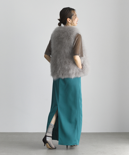 VERMEIL par iena(ヴェルメイユパーイエナ)の「Cashmere Fur gilet(ベスト・レディース・ネイビー/チャコールグレー・FREE)」の4枚目の写真