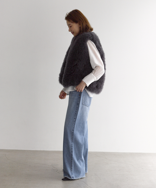 VERMEIL par iena(ヴェルメイユパーイエナ)の「Cashmere Fur gilet(ベスト・レディース・ネイビー/チャコールグレー・FREE)」の9枚目の写真