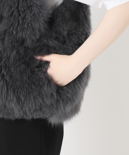 VERMEIL par iena(ヴェルメイユパーイエナ)の「Cashmere Fur gilet(ベスト・レディース・ネイビー/チャコールグレー・FREE)」の22枚目の写真