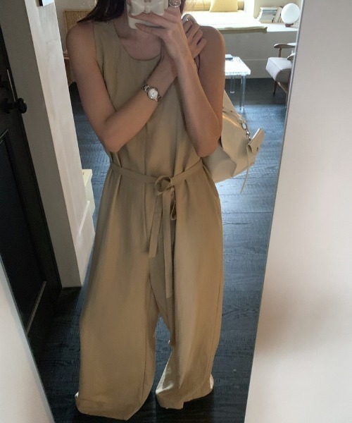 YUGA(ユーガ)の「YUGA_YGMC Korean-style Wide-leg pants all-in-one(つなぎ/オールインワン・レディース・ベージュ/ネイビー・FREE)」の3枚目の写真