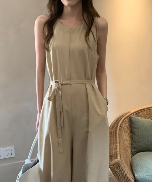 YUGA(ユーガ)の「YUGA_YGMC Korean-style Wide-leg pants all-in-one(つなぎ/オールインワン・レディース・ベージュ/ネイビー・FREE)」の7枚目の写真