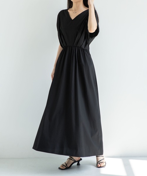 MAISON DE THERESE(メゾン ド テレーズ)の「2026 春夏新作 フレンチスタイル 前後Vネック ワンピース(ワンピース・レディース・Black/Navy・FREE)」の8枚目の写真