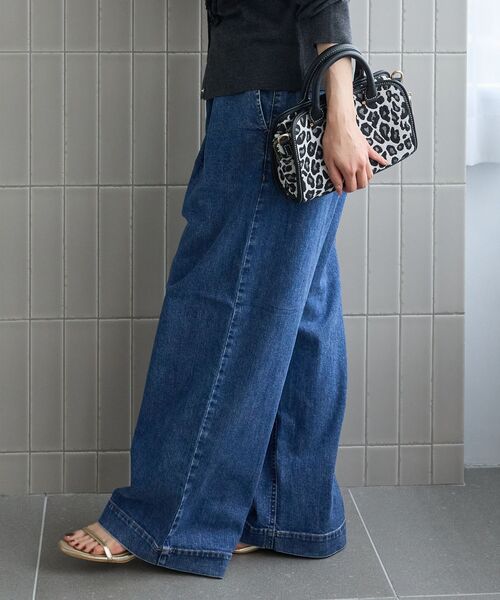 le.coeur blanc(ルクールブラン)の「Healthy denim Muffin(デニムパンツ・レディース・ネイビー/ブルー・38/36)」の5枚目の写真
