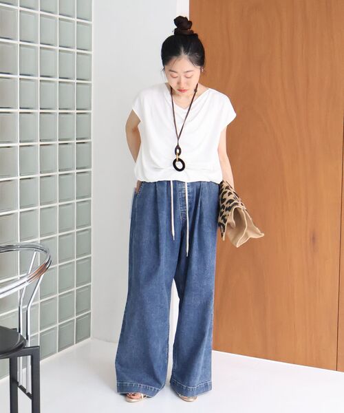 le.coeur blanc(ルクールブラン)の「Healthy denim Muffin(デニムパンツ・レディース・ネイビー/ブルー・38/36)」の16枚目の写真