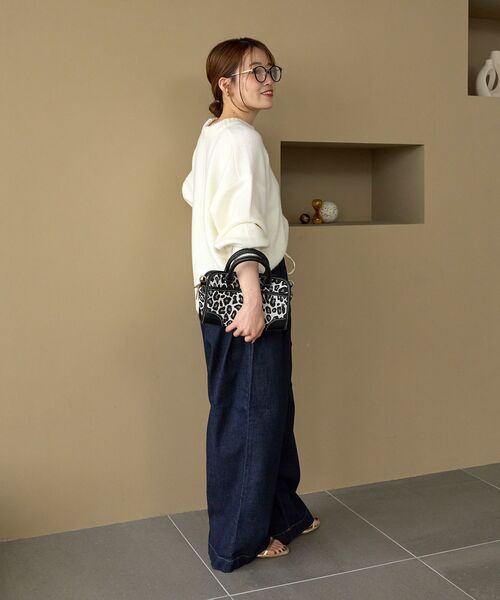 le.coeur blanc（ルクールブラン）の「Healthy denim Muffin（デニムパンツ・レディース・ネイビー/ブルー・38/36）」の17枚目の写真
