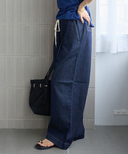 le.coeur blanc（ルクールブラン）の「Healthy denim Muffin（デニムパンツ・レディース・ネイビー/ブルー・38/36）」の19枚目の写真