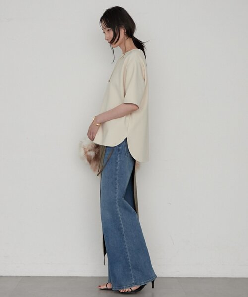 LOUNGEDRESS(ラウンジドレス)の「《オン・オフ使える》カットジョーゼットハーフスリーブプルオーバー(Tシャツ/カットソー・レディース・ライトベージュ/ブラック・FREE)」の12枚目の写真