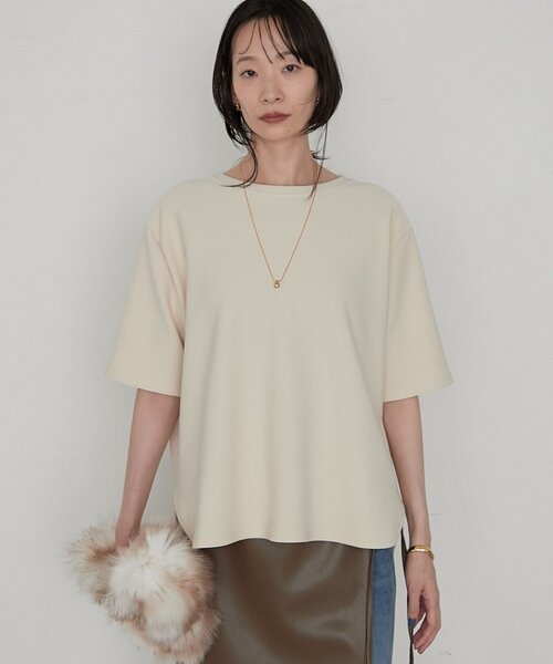 LOUNGEDRESS(ラウンジドレス)の「《オン・オフ使える》カットジョーゼットハーフスリーブプルオーバー(Tシャツ/カットソー・レディース・ライトベージュ/ブラック・FREE)」の15枚目の写真