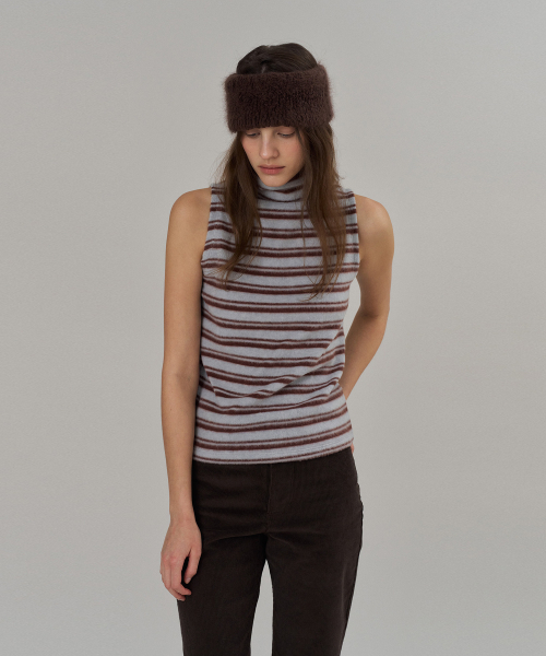 THE LILLE(ザ リル)の「Winter Turtle Sleeveless T_Stripe blue(Tシャツ/カットソー・レディース・その他・FREE)」の1枚目の写真